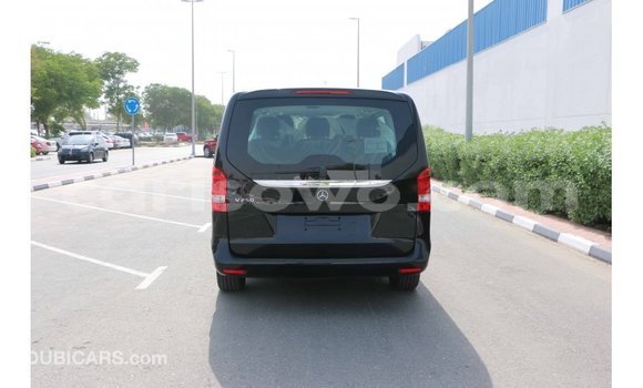 Sayi Imported Mercedes-Benz 250 Black Mota in Import - Dubai a Benin Sayi Imported Mercedes-Benz 250 Black Mota in Import - Dubai a Benin