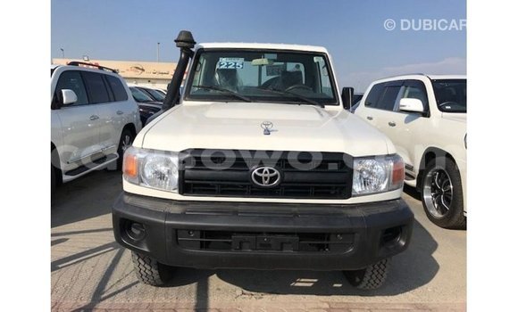 Buy Import Toyota Land Cruiser White Car in Import - Dubai in Benign Buy Import Toyota Land Cruiser White Car in Import - Dubai in Benign
