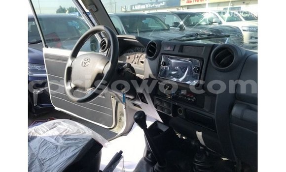 Buy Import Toyota Land Cruiser White Car in Import - Dubai in Benign Buy Import Toyota Land Cruiser White Car in Import - Dubai in Benign
