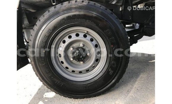 Buy Import Toyota Land Cruiser White Car in Import - Dubai in Benign Buy Import Toyota Land Cruiser White Car in Import - Dubai in Benign