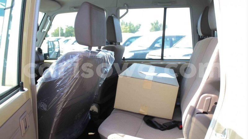 Big with watermark toyota land cruiser benin import dubai 7746