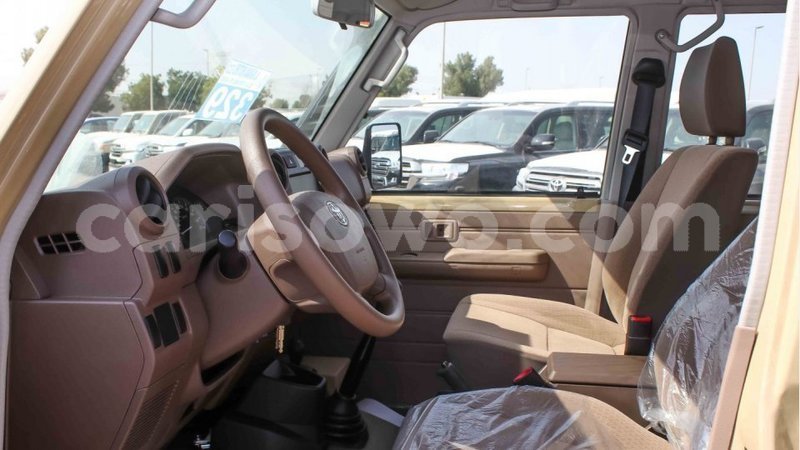Big with watermark toyota land cruiser benin import dubai 7746