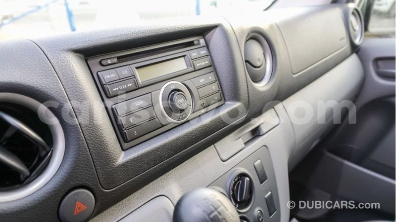 Big with watermark nissan urvan benin import dubai 7751