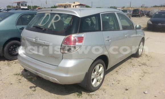 Ra Àlòkù Toyota Matrix Miiran Ọkọ̀ in Savalou ni Benin Ra Àlòkù Toyota Matrix Miiran Ọkọ̀ in Savalou ni Benin