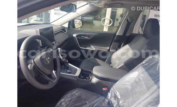 Acheter Import Utilitaire Toyota HiAce Autre à Import - Dubai, Benin Acheter Import Utilitaire Toyota HiAce Autre à Import - Dubai, Benin