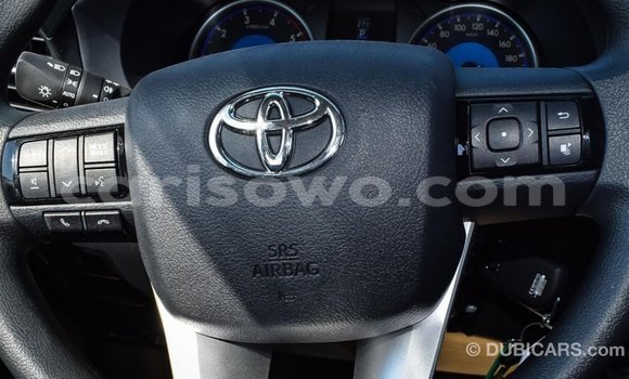 Sayi Imported Toyota Hilux Sauran Mota in Import - Dubai a Benin Sayi Imported Toyota Hilux Sauran Mota in Import - Dubai a Benin