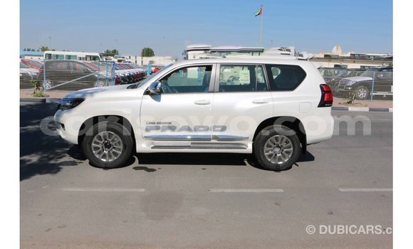 Sayi Imported Toyota Prado White Mota in Import - Dubai a Benin Sayi Imported Toyota Prado White Mota in Import - Dubai a Benin