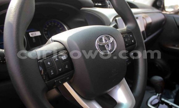 Sayi Imported Toyota Hilux Sauran Mota in Import - Dubai a Benin Sayi Imported Toyota Hilux Sauran Mota in Import - Dubai a Benin