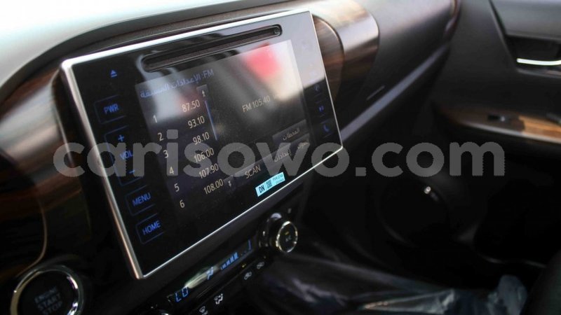 Big with watermark toyota hilux benin import dubai 7762