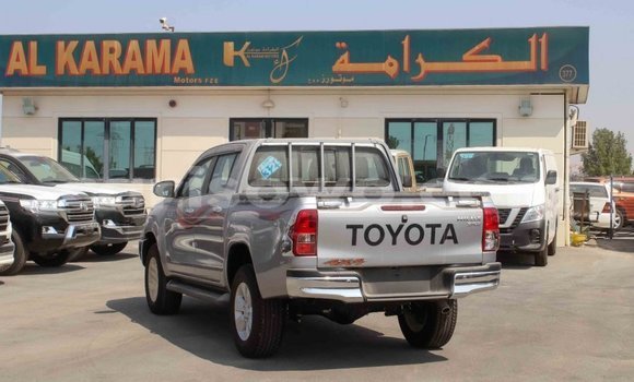 Sayi Imported Toyota Hilux Sauran Mota in Import - Dubai a Benin Sayi Imported Toyota Hilux Sauran Mota in Import - Dubai a Benin