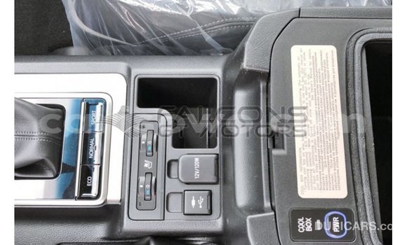 Acheter Import Voiture Toyota Prado Noir à Import - Dubai, Benin Acheter Import Voiture Toyota Prado Noir à Import - Dubai, Benin