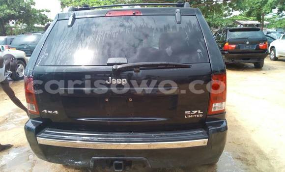 Ra Àlòkù Jeep Grand Cherokee Black Ọkọ̀ in Savalou ni Benin Ra Àlòkù Jeep Grand Cherokee Black Ọkọ̀ in Savalou ni Benin