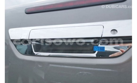 Sayi Imported Toyota Hilux Sauran Mota in Import - Dubai a Benin Sayi Imported Toyota Hilux Sauran Mota in Import - Dubai a Benin