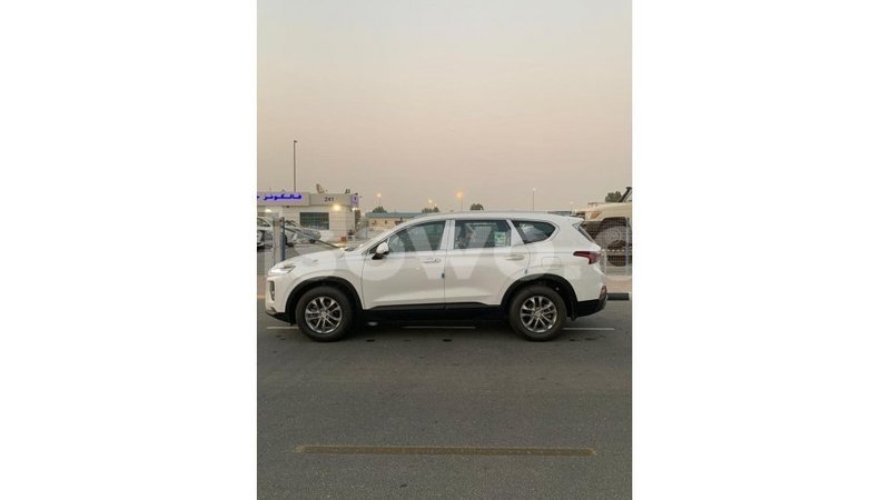 Big with watermark hyundai santa fe benign import dubai 7782