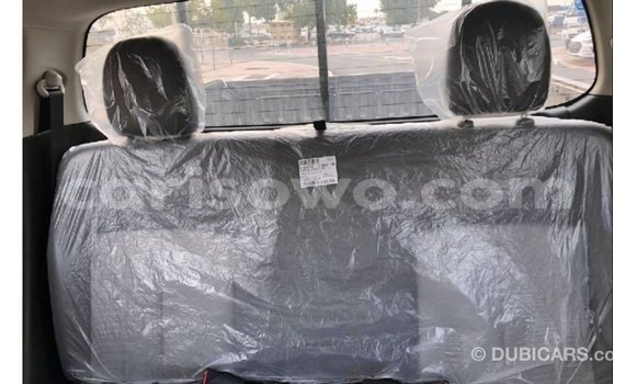 Acheter Import Voiture Mitsubishi L200 Marron à Import - Dubai, Benin Acheter Import Voiture Mitsubishi L200 Marron à Import - Dubai, Benin