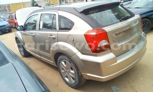 Ra Àlòkù Dodge Caliber Miiran Ọkọ̀ in Savalou ni Benin Ra Àlòkù Dodge Caliber Miiran Ọkọ̀ in Savalou ni Benin