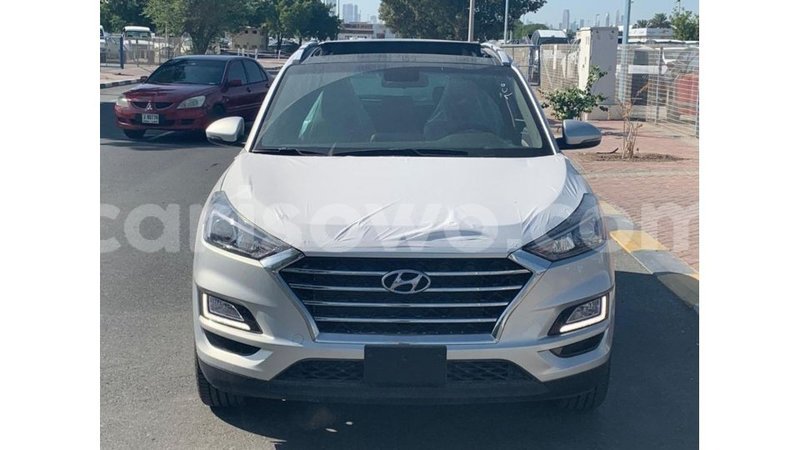 Big with watermark hyundai tucson benign import dubai 7785