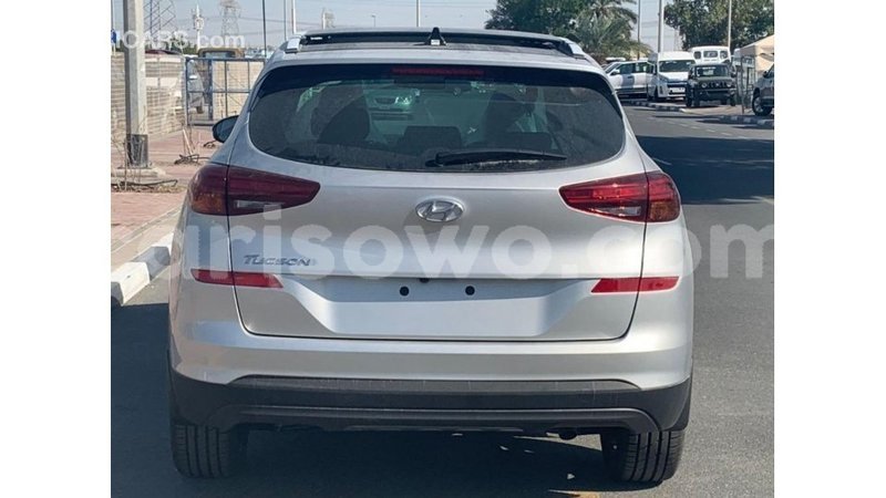 Big with watermark hyundai tucson benign import dubai 7785