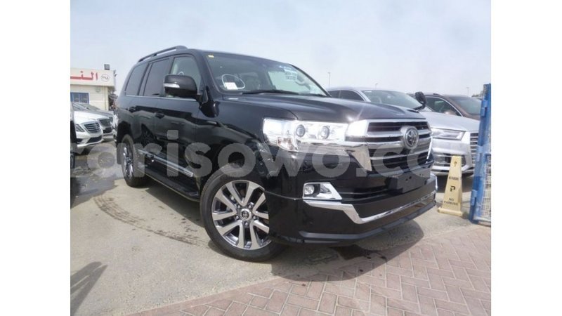 Big with watermark toyota land cruiser benin import dubai 7787