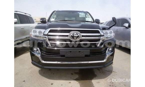Acheter Import Voiture Toyota Land Cruiser Noir à Import - Dubai, Benin Acheter Import Voiture Toyota Land Cruiser Noir à Import - Dubai, Benin