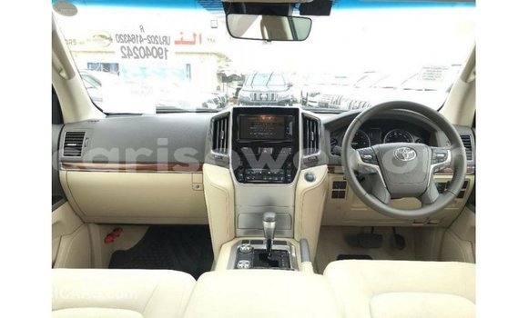 Buy Import Toyota Land Cruiser Other Car in Import - Dubai in Benign Buy Import Toyota Land Cruiser Other Car in Import - Dubai in Benign