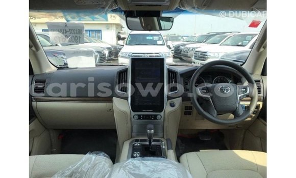 Ra Imported Toyota Land Cruiser Miiran Ọkọ̀ in Import - Dubai ni Benin Ra Imported Toyota Land Cruiser Miiran Ọkọ̀ in Import - Dubai ni Benin
