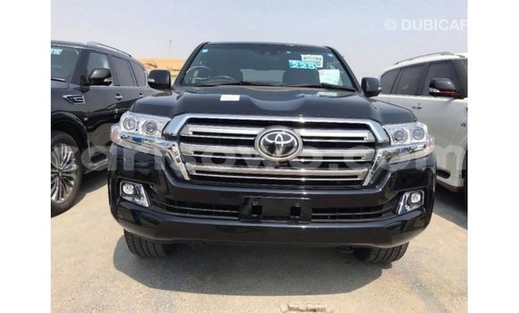 Acheter Import Voiture Toyota Land Cruiser Noir à Import - Dubai, Benin Acheter Import Voiture Toyota Land Cruiser Noir à Import - Dubai, Benin