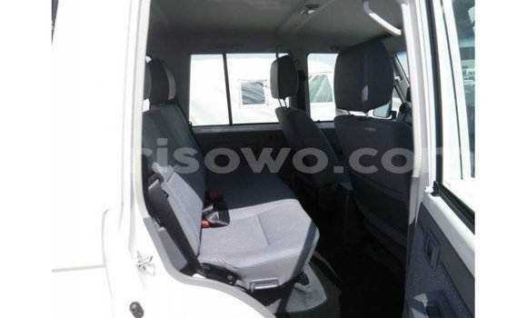 Buy Import Toyota Land Cruiser White Car in Import - Dubai in Benign Buy Import Toyota Land Cruiser White Car in Import - Dubai in Benign