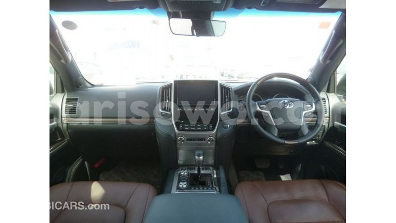 Big with watermark toyota land cruiser benin import dubai 7793