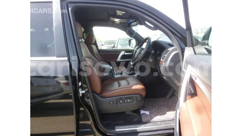 Big with watermark toyota land cruiser benin import dubai 7793