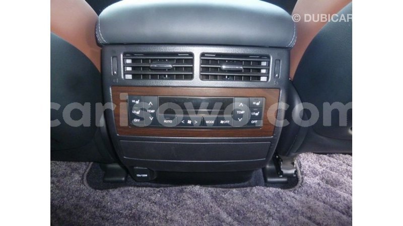 Big with watermark toyota land cruiser benin import dubai 7793