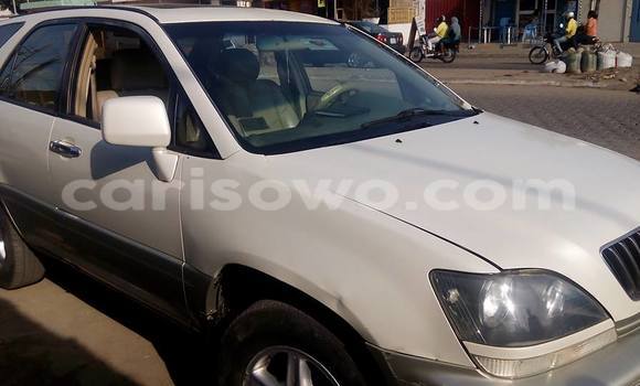 Acheter Neuf Voiture Lexus LX Blanc à Savalou, Benin Acheter Neuf Voiture Lexus LX Blanc à Savalou, Benin