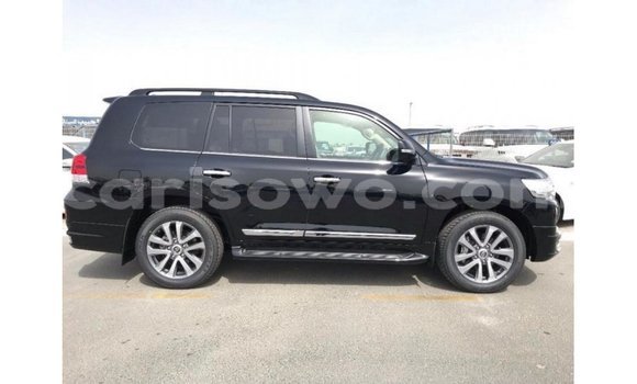 Ra Imported Toyota Land Cruiser Black Ọkọ̀ in Import - Dubai ni Benin Ra Imported Toyota Land Cruiser Black Ọkọ̀ in Import - Dubai ni Benin