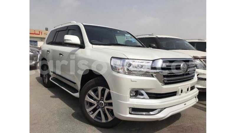 Big with watermark toyota land cruiser benign import dubai 7796