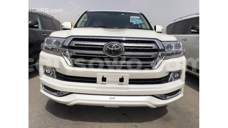 Big with watermark toyota land cruiser benin import dubai 7796