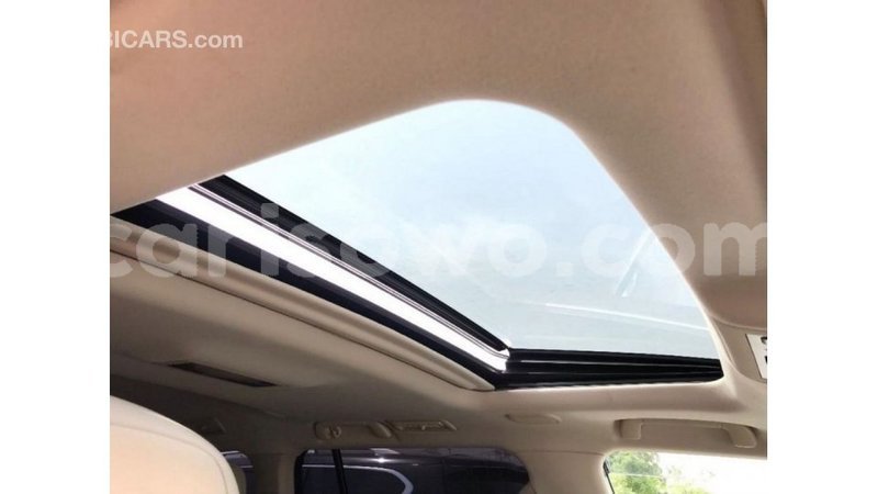 Big with watermark toyota land cruiser benin import dubai 7796