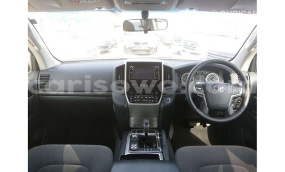 Ra Imported Toyota Land Cruiser Black Ọkọ̀ in Import - Dubai ni Benin Ra Imported Toyota Land Cruiser Black Ọkọ̀ in Import - Dubai ni Benin