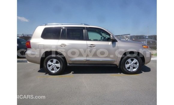 Buy Import Toyota Land Cruiser Other Car in Import - Dubai in Benign Buy Import Toyota Land Cruiser Other Car in Import - Dubai in Benign