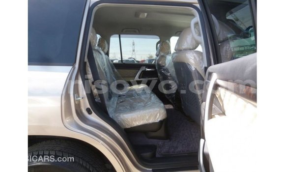 Buy Import Toyota Land Cruiser Other Car in Import - Dubai in Benign Buy Import Toyota Land Cruiser Other Car in Import - Dubai in Benign