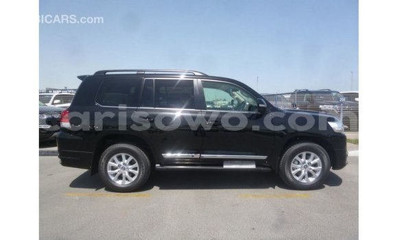 Sayi Imported Toyota Land Cruiser Black Mota in Import - Dubai a Benin Sayi Imported Toyota Land Cruiser Black Mota in Import - Dubai a Benin