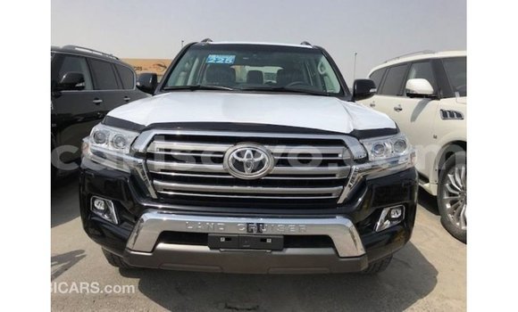 Sayi Imported Toyota Land Cruiser Black Mota in Import - Dubai a Benin Sayi Imported Toyota Land Cruiser Black Mota in Import - Dubai a Benin