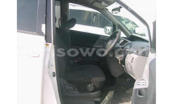 Buy Import Toyota Noah White Car in Import - Dubai in Benign Buy Import Toyota Noah White Car in Import - Dubai in Benign