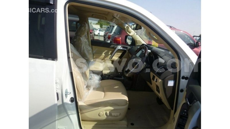 Big with watermark toyota prado benign import dubai 7834