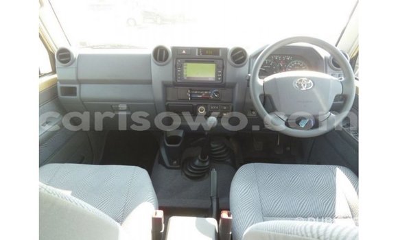 Buy Import Toyota Land Cruiser Beige Car in Import - Dubai in Benign Buy Import Toyota Land Cruiser Beige Car in Import - Dubai in Benign