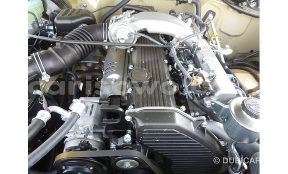 Buy Import Toyota Land Cruiser Beige Car in Import - Dubai in Benign Buy Import Toyota Land Cruiser Beige Car in Import - Dubai in Benign