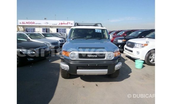 Sayi Imported Toyota FJ Cruiser Blue Mota in Import - Dubai a Benin Sayi Imported Toyota FJ Cruiser Blue Mota in Import - Dubai a Benin