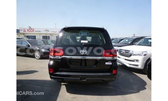 Sayi Imported Toyota Land Cruiser Black Mota in Import - Dubai a Benin Sayi Imported Toyota Land Cruiser Black Mota in Import - Dubai a Benin
