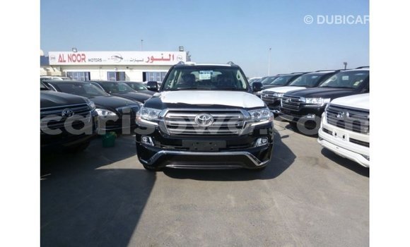 Sayi Imported Toyota Land Cruiser Black Mota in Import - Dubai a Benin Sayi Imported Toyota Land Cruiser Black Mota in Import - Dubai a Benin