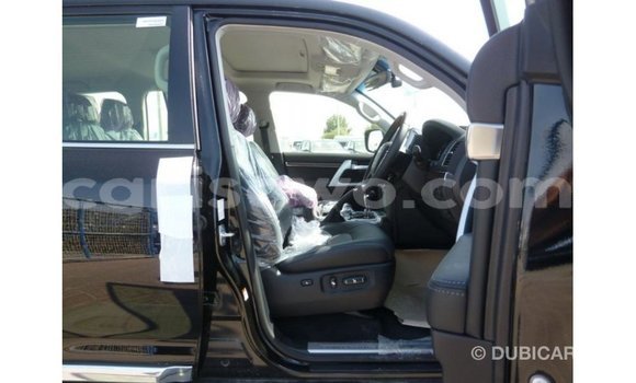Sayi Imported Toyota Land Cruiser Black Mota in Import - Dubai a Benin Sayi Imported Toyota Land Cruiser Black Mota in Import - Dubai a Benin