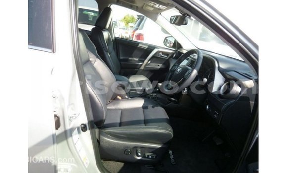 Sayi Imported Toyota HiAce Sauran Babbar mota in Import - Dubai a Benin Sayi Imported Toyota HiAce Sauran Babbar mota in Import - Dubai a Benin